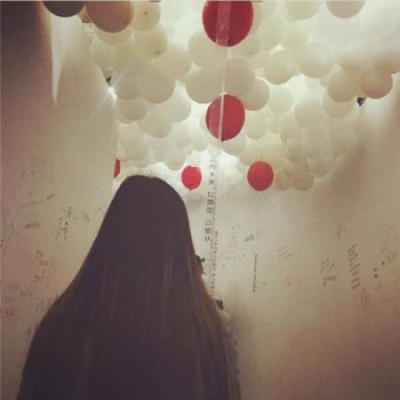 抖音爆火的一左一右情侣头像 共12张