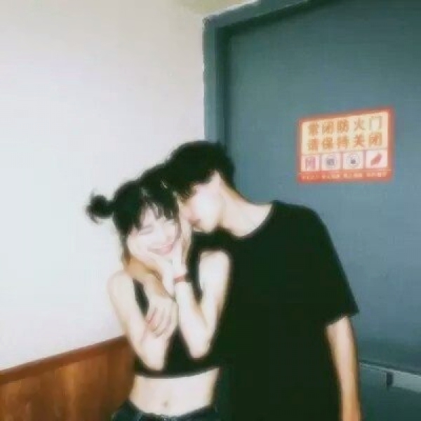 复古情侣头像合集！原宿真人复古风款共10张，喜欢就收藏