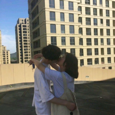 24组高清双人恩爱情侣头像 适合日常秀恩爱的头像合集