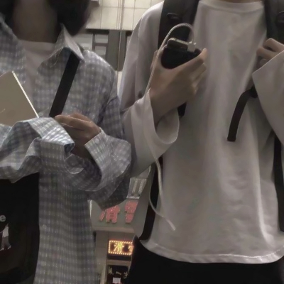 34张高清不露脸下半身部位情侣头像合集