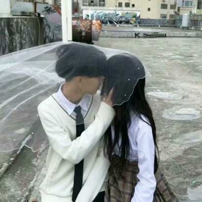 20组浪漫婚纱情侣头像 高清一对两张