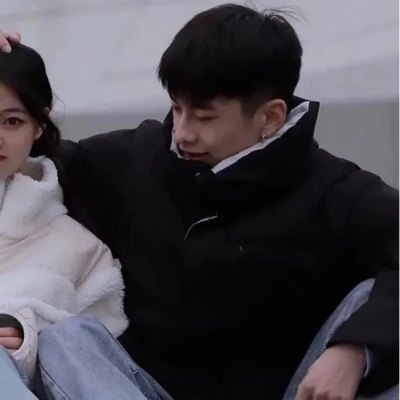 又欲又撩的真人情侣头像，12张氛围感拉满