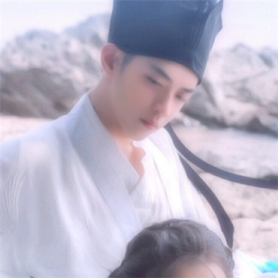 一左一右白衣古风情头！16张高清古风情侣头像合集