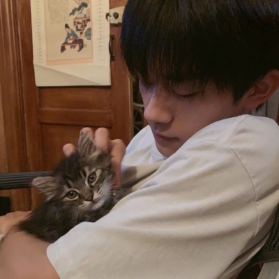 “女友不是人”系列情侣头像 高清16张合集