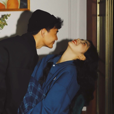 20张复古港风情侣头像 自带温柔甜蜜滤镜