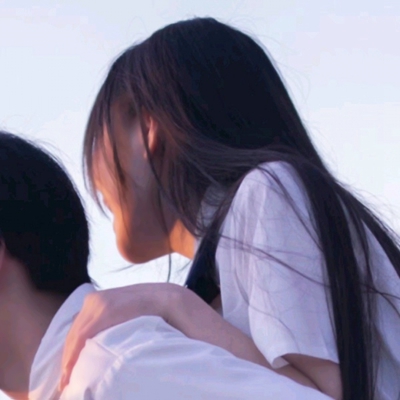 30张真人甜系情侣头像！高清网图直接抱走