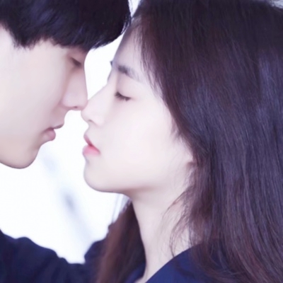 26张恩爱幸福双人高清情侣头像合集