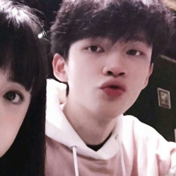 32组真人甜蜜情侣头像 一对两张秀恩爱必备