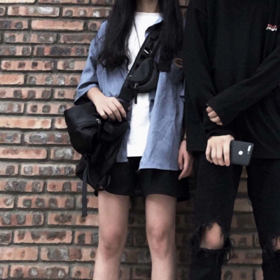 34张高清不露脸下半身部位情侣头像合集