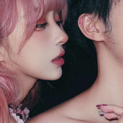 超火的温柔甜蜜情侣头像 14张合集