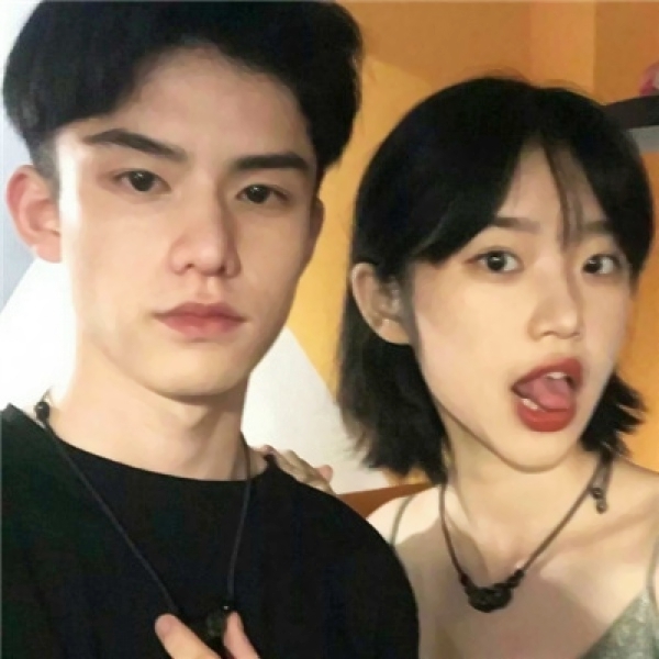 12张超甜真人情侣头像！微信用刚好的高清双人款