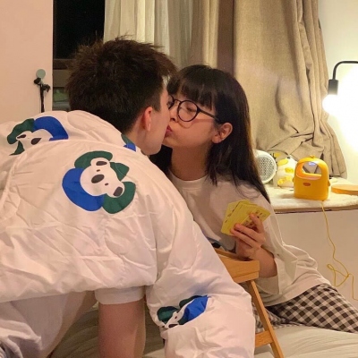 5月适合情侣秀恩爱的真人头像合集（12张）