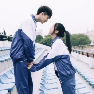 高清校园校服情侣头像 清新又治愈的14组青春情头