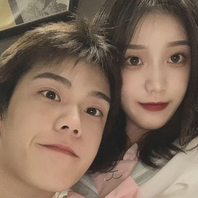 16张真人高颜值超甜情侣头像来了
