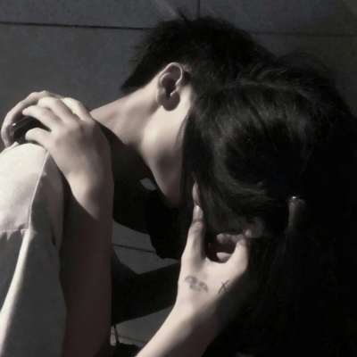 不露脸双人情侣头像 26张高清好看的一对两张图