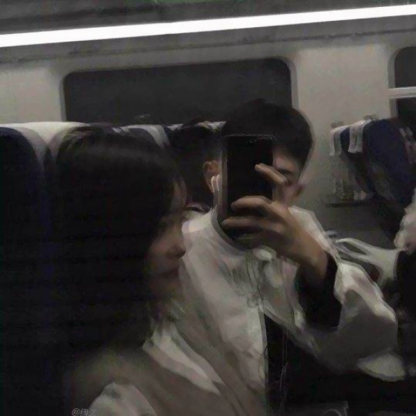 复古情侣头像合集！原宿真人复古风款共10张，喜欢就收藏