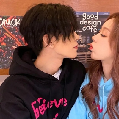 抖音爆款情侣头像来啦！20张高清无水印可直接用