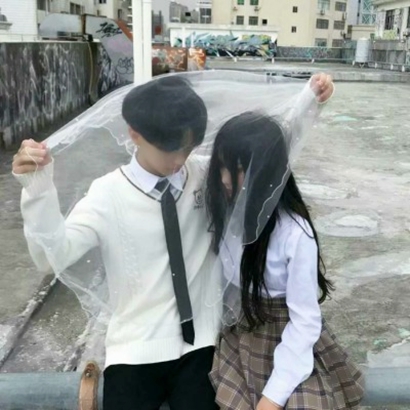 20组浪漫婚纱情侣头像 高清一对两张