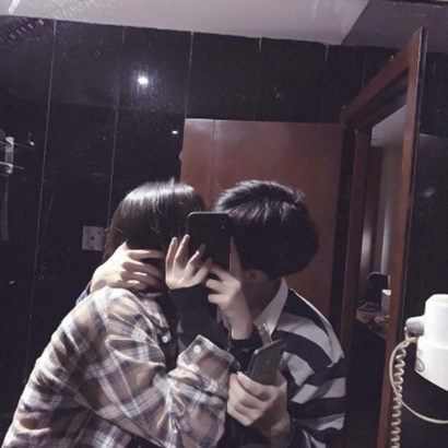 一对两张真人版QQ个性情头 高清好看的22张情侣头像分享