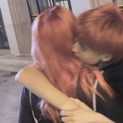 10张真人朦胧感情侣头像上新啦