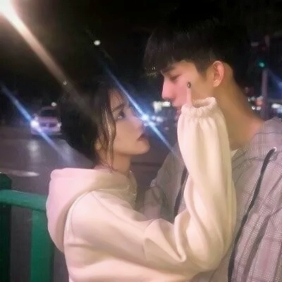 33组高清唯美真人情侣头像 一男一女两张一对