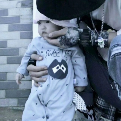 霸道又潮的情侣QQ头像来啦！24张高清霸气款任你挑