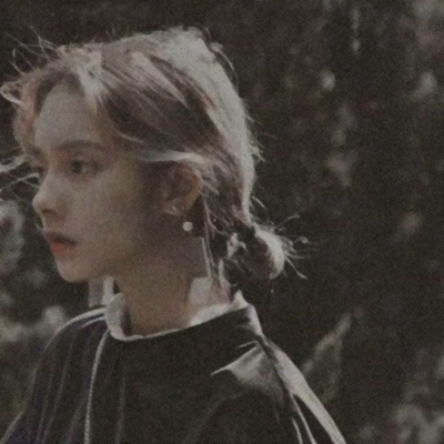 36张高清一对一半的情侣网图头像合集