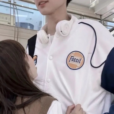 微信专属情侣头像合集 共16张