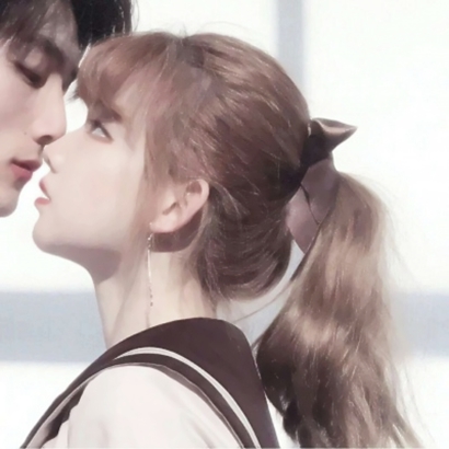 最新双人高清情头来啦！30张好看的一对两张情侣头像合集