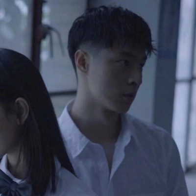 16张高清校园风情侣头像 一对两张小清新款