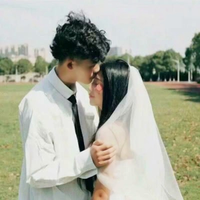 10组高清婚纱情侣头像 超适合当结婚照头像的一对两张图