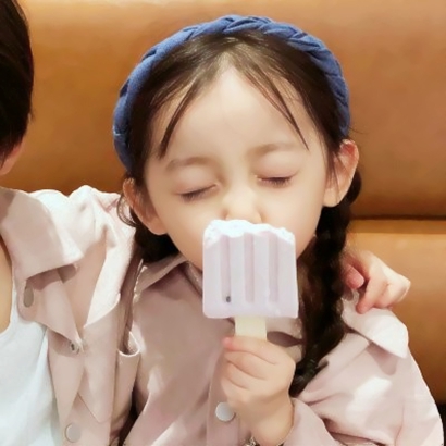 超萌小孩情侣头像来啦！12张高清可爱萌娃情头直接抱走