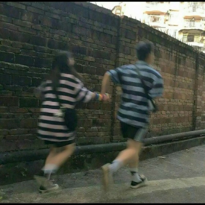 真人高冷霸气情侣头像 28组一左一右双人图合集