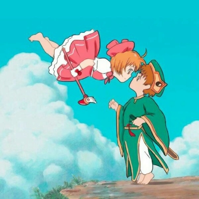 超甜！9组踮脚亲吻的动漫情侣头像