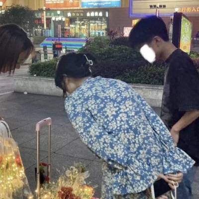 ins风真人情侣头像一左一右 16组合集