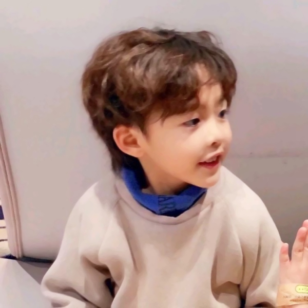 四组超萌韩国萌娃情侣头像 一对两张共8张