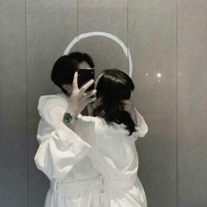 26张双人真人情侣头像来啦！高清又甜蜜的同框款情头合集，适合喜欢真人情侣头像的用户直接取用。