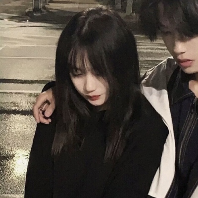 16张真人高颜值超甜情侣头像来了