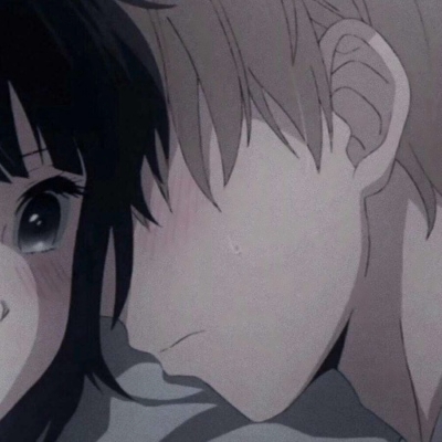 26组高清漫画情侣头像 男女各一张一人一半