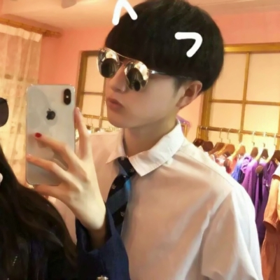 36张一人一张的独一无二高清好玩情侣头像