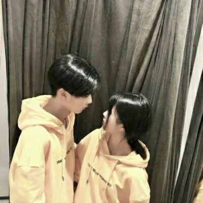 26张高清性感真人情头 精选好看的情侣头像合集