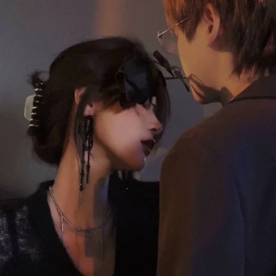 超火霸气真人情侣头像合集 共16张