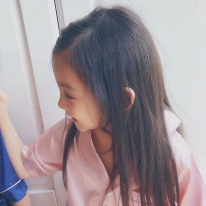 超萌小孩情侣头像来啦！12张高清可爱萌娃情头直接抱走