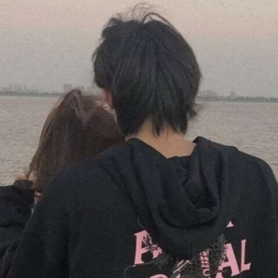 QQ情头真人小众高级款 12张合集