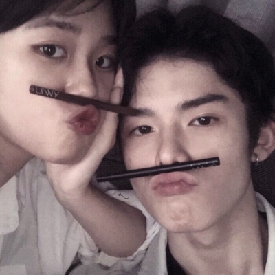 超火的一对情侣头像合集（共18张）