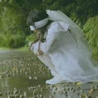 37张清新蒙眼女生唯美头像 氛围感拉满