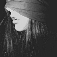 27张黑白蒙眼女生头像 清冷伤感风QQ头像合集