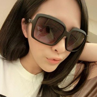 女生超拽戴眼镜头像合集 60张拽酷女生头像安排上