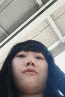 这套妹子主题表情包太养眼了