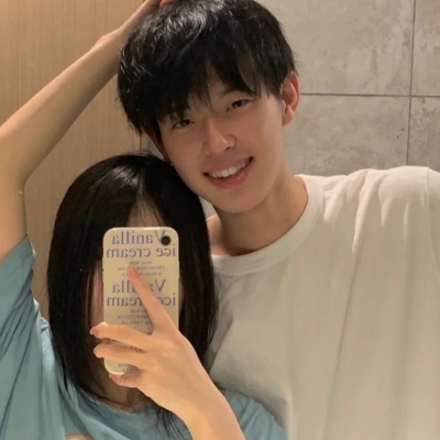 氛围感拉满！10组高级感真人情侣头像甜到心坎里